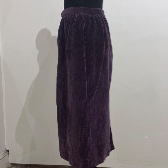 Purple corduroyed, pencil skirt - Picture 15 of 15